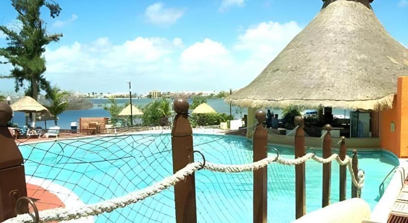 Selina Cancun Laguna Zona Hotelera 外观 照片