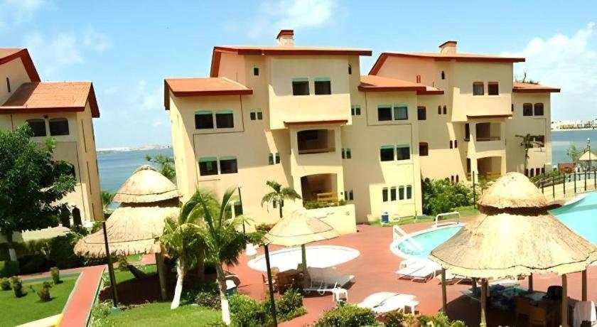 Selina Cancun Laguna Zona Hotelera 外观 照片